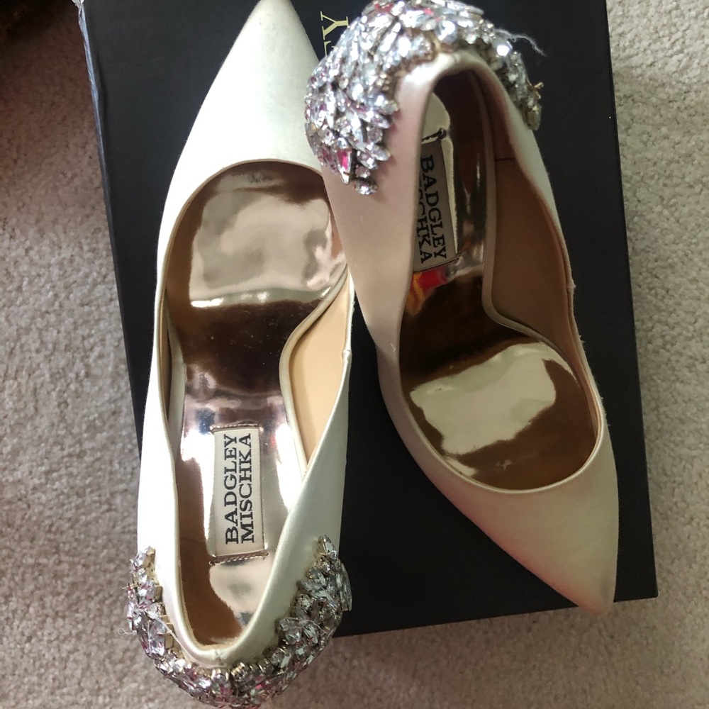 Badgley Mischka Ivory Satin Crystal Embellished Pointed Toe Heels